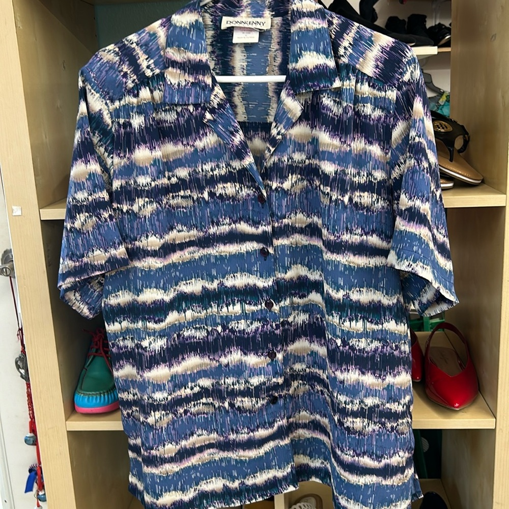 Donnkenny Woman blouse